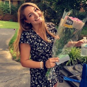 Meet your Posher, Phoebe